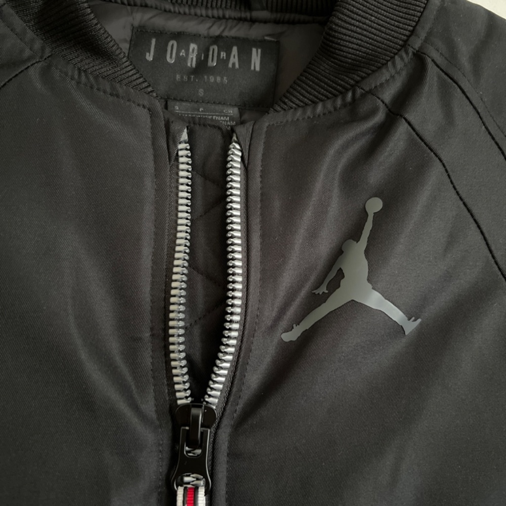 Jordan Jacket - Picture 3 of 8